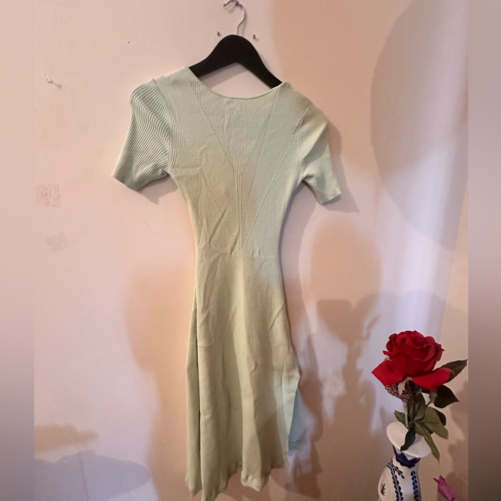 Green Maje dress used once, very stretch material size 34-Medium
